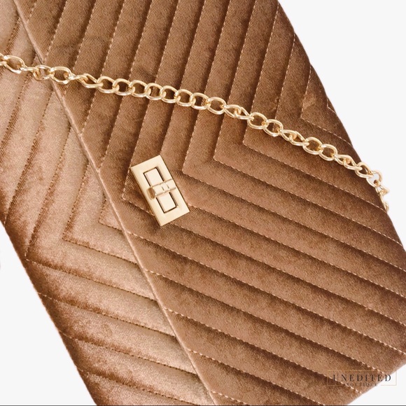 NWT - Shaena Velvet Shoulder Bag - Picture 5 of 7